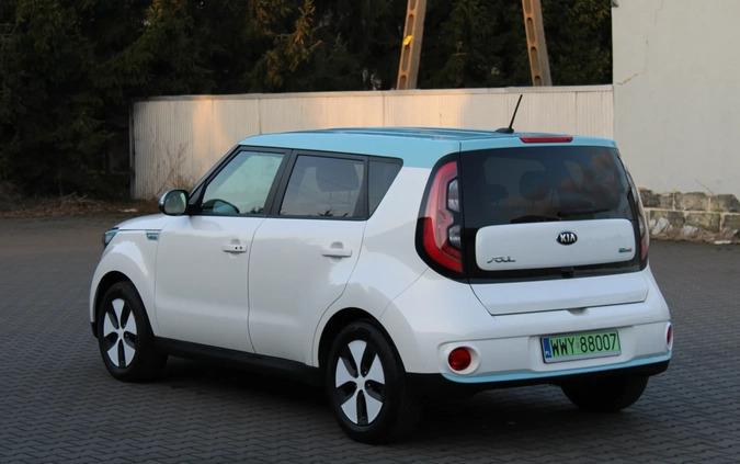 Kia Soul cena 38900 przebieg: 74659, rok produkcji 2016 z Sośnicowice małe 781